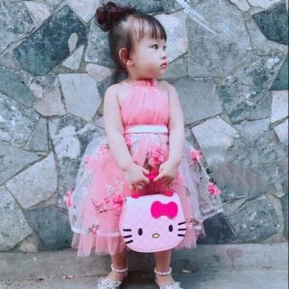 Váy xinh phan hồng minh mẫn