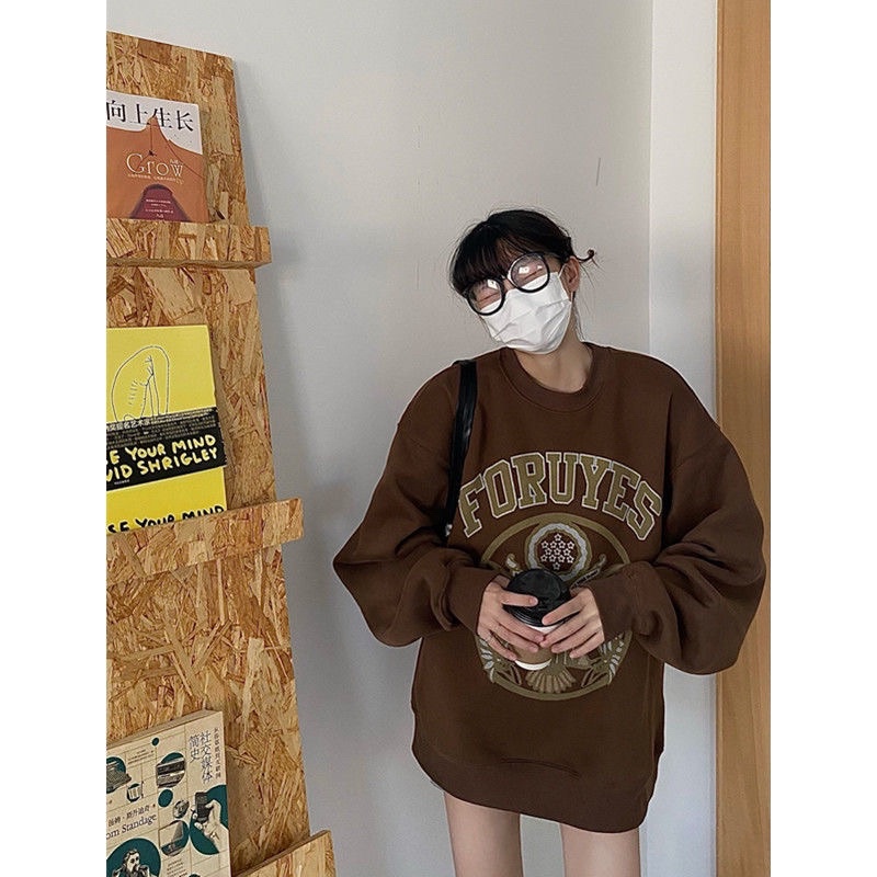 Áo sweater nỉ bông chi tiết in phong cách rentro