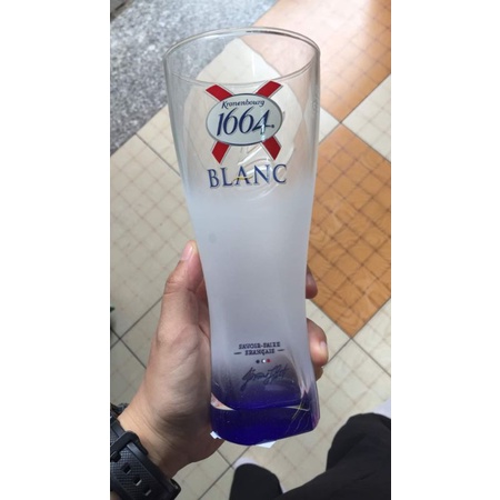 1 Ly blanc 1664 nhập