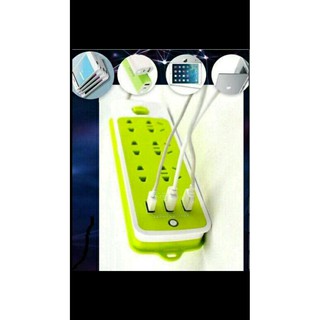 Ổ cắm điện xanh có 3 cổng USB