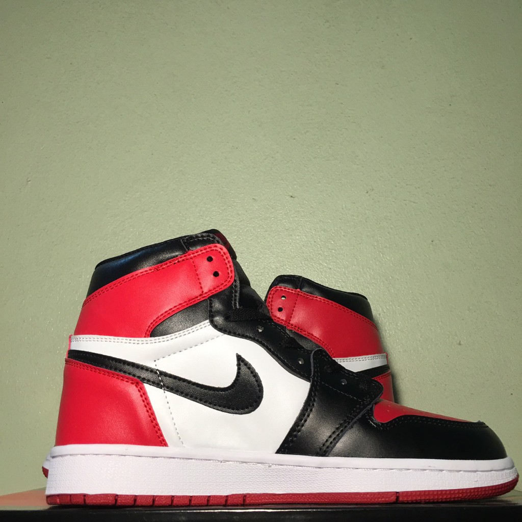 [JD1 Chuẩn 11] Jordan 1 Cổ Cao Mid Older Kids' Shoe Đỏ - Giày Thể Thao | BigBuy360 - bigbuy360.vn