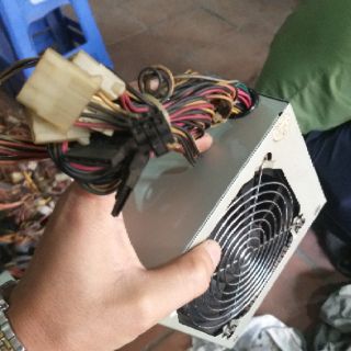 Nguồn máy tính Huntkey 400w có nguồn phụ 6 pin