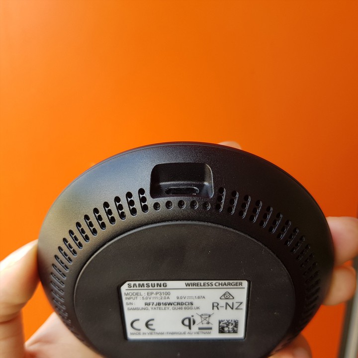Đế sạc không dây Samsung EP-P3105 (2 in 1)