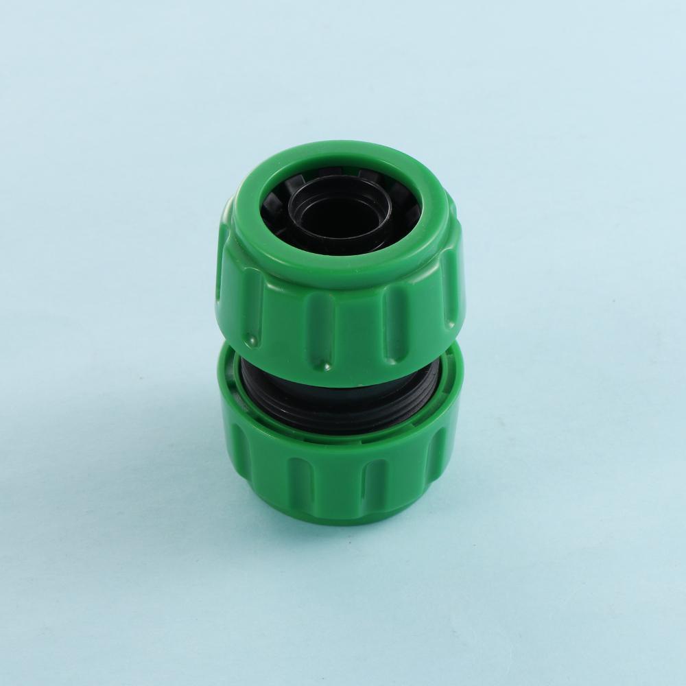 Đầu Nối Vòi Nước Tưới Cây Sân Vườn Tiện Dụng