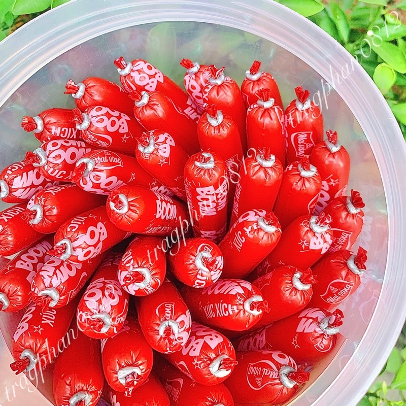 Xúc xích heo ăn liền Boom Boom Mai Vàng tiệt trùng (cây 23g)
