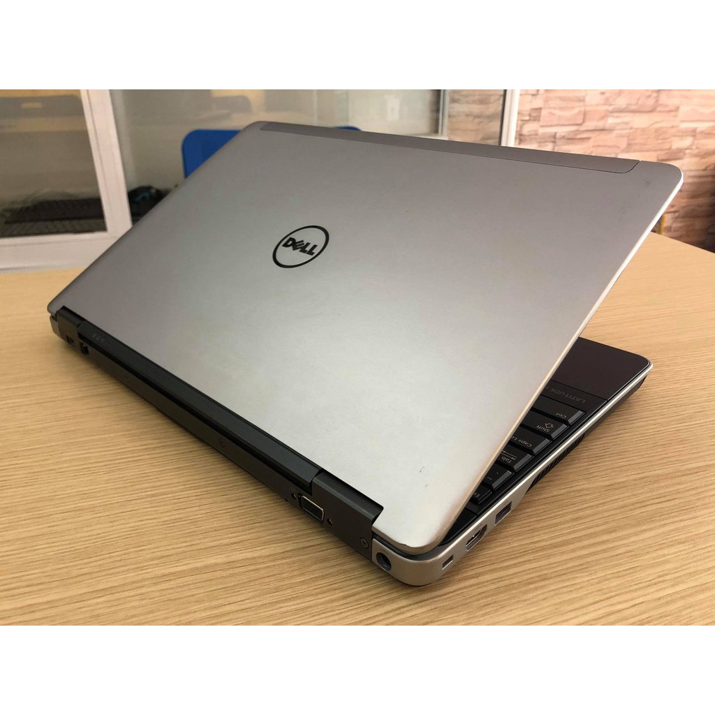 Laptop Dell Latitude 6540 Core i7-4600M,ram 8Gb,ổ cứng HDD 500Gb,cạc rời AMD HD8790M,màn 15.6 inch Full HD,key Led sáng