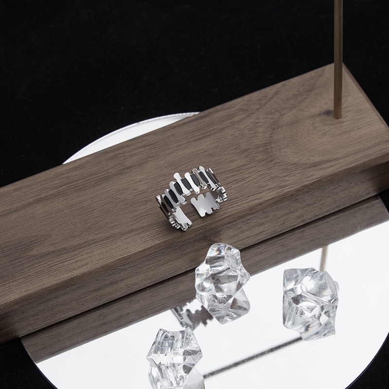 Nhẫn Hở Bằng Thép Titan Thời Trang retro Cá Tính Dễ Phối Đồ Cho Nam Nữ