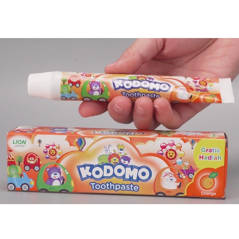 Kem Đánh Răng Trẻ Em Ngăn Ngừa Sâu Răng KODOMO Toothpaste Orange 45g