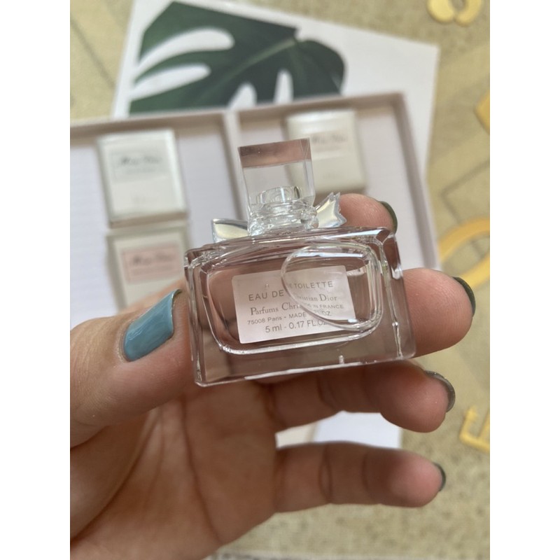 Set nước hoa mini Miss Dior La Collection 4 chai 5ML ( chuẩn auth)