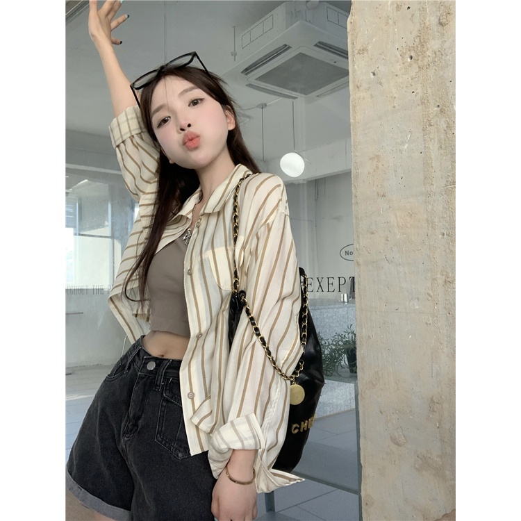 Áo Sơ Mi Nữ Dài Tay Cổ Bẻ Form Rộng Họa Tiết Sọc Dọc Thời Trang