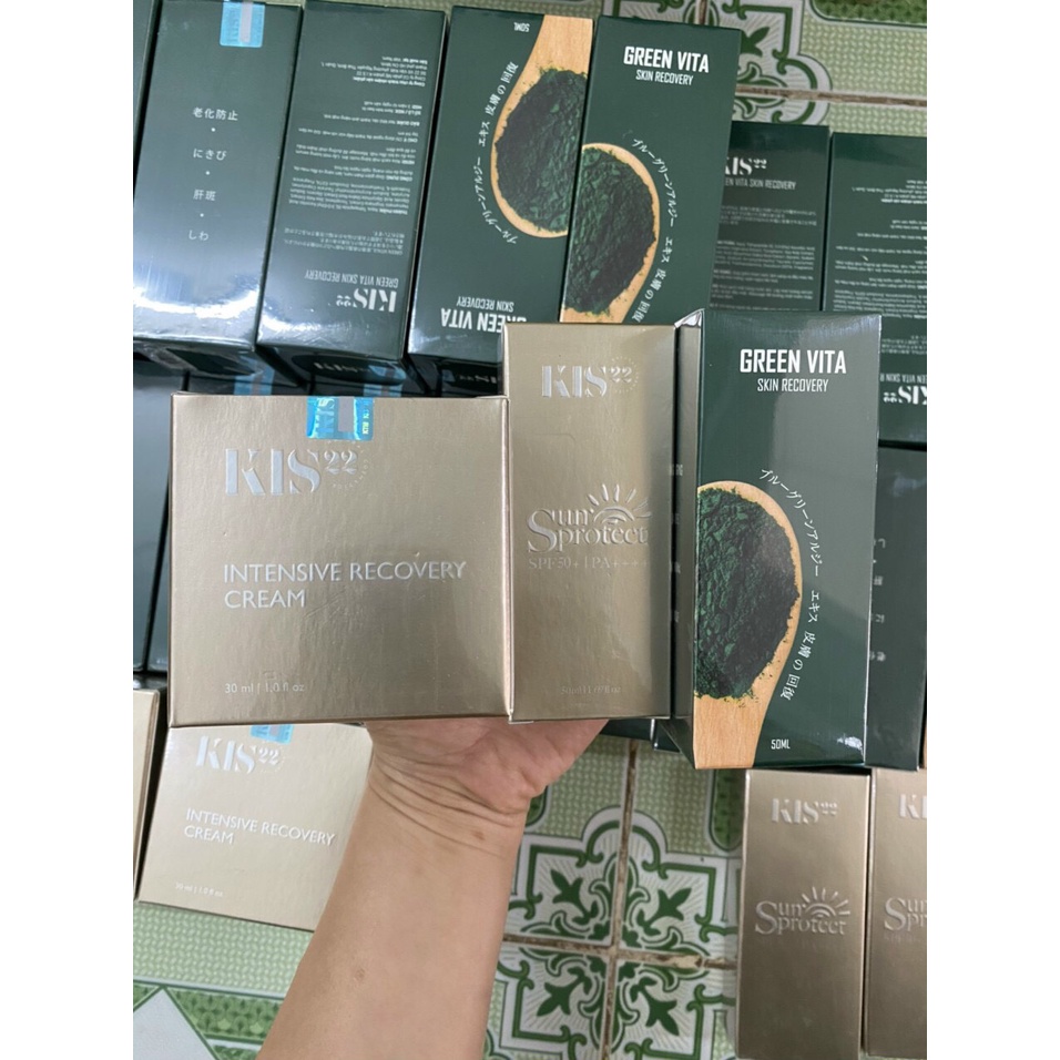 COMBO 2 CHAI SERUM SIÊU VI TẢO TÁI TẠO DA GREENVITA- KIS22