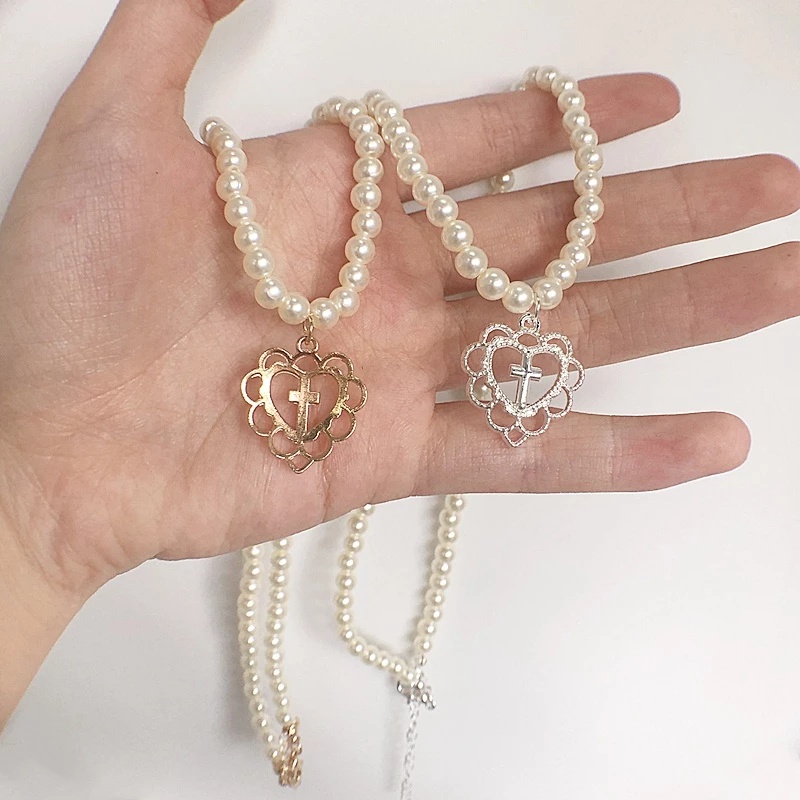 Elegant Hollow Heart Cross Pendant Imitation Pearl Necklace Short Clavicle Chain Charm for Women Girls Beads Jewelry