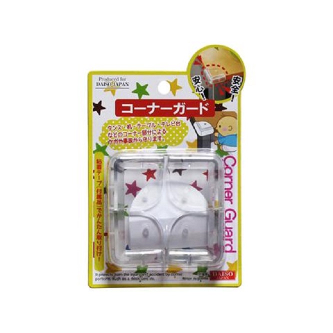 Daiso Bộ 04 Miếng bọc góc bàn hình vuông 4.3x4.3x2.1 cm