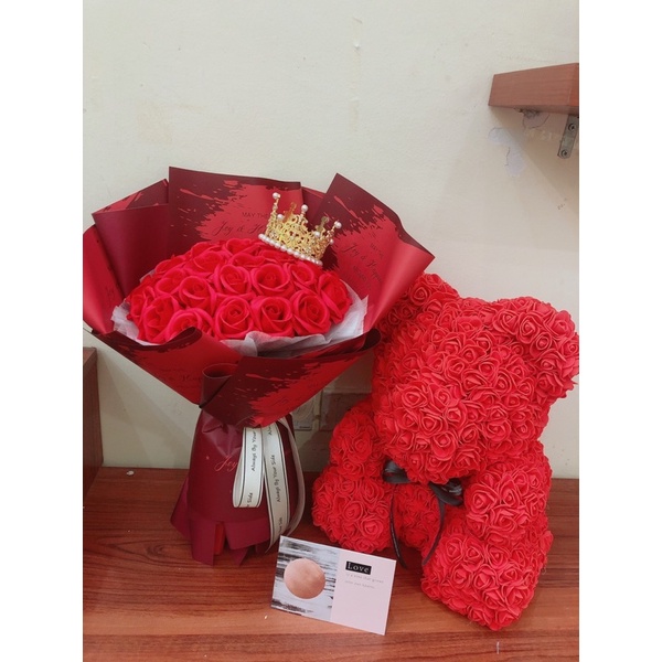 Bó hoa 30 bông sáp đỏ giấy vân sơn HQ - tặng kèm túi thiệp vươn miện
