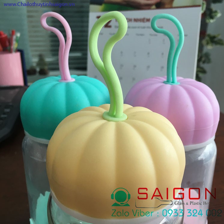 Chai Thủy Tinh Bí Ngô Silicon 350ml nhiều màu sắc