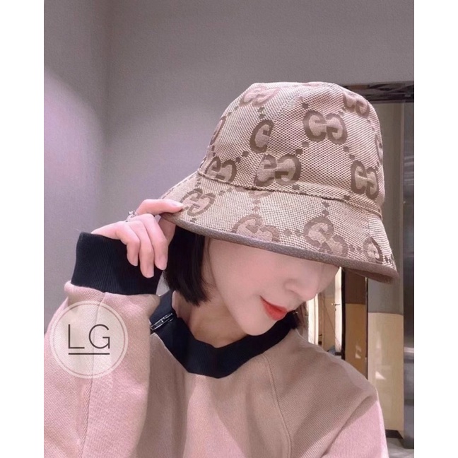 Cặp mũ bucker và lưỡi trai gucci viền da mới 2022