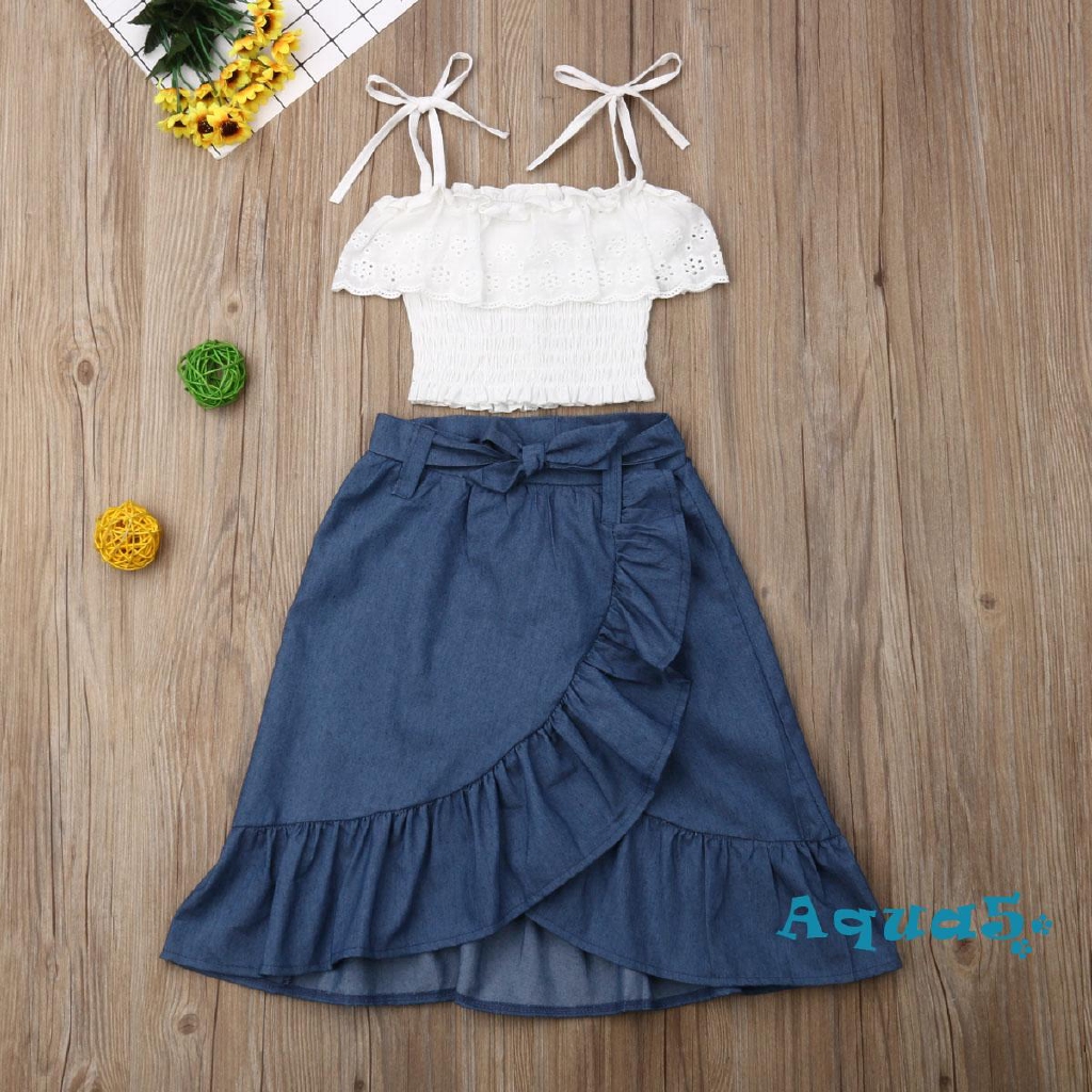 Set áo ngắn tay cổ tròn + Quần short jeans lưng cao thời trang cho bé gái