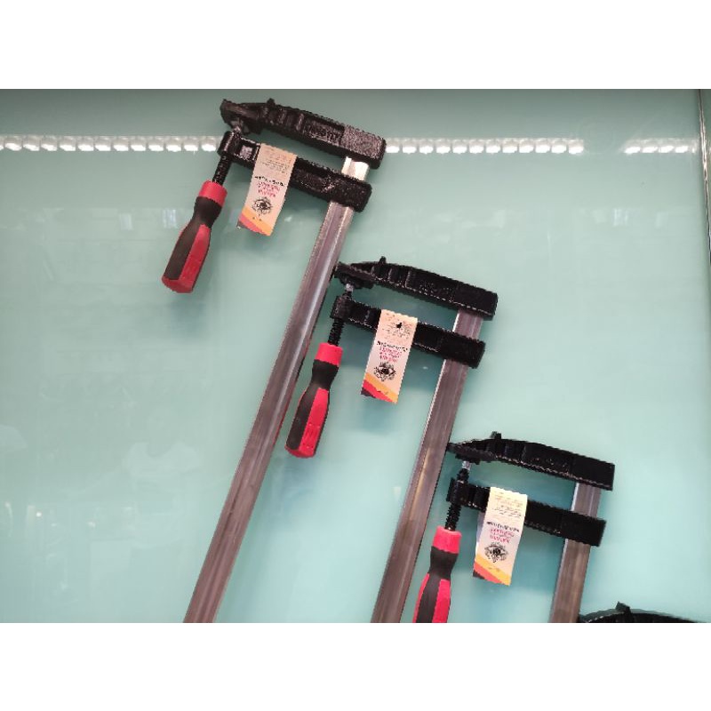 Cảo Chữ F Katara