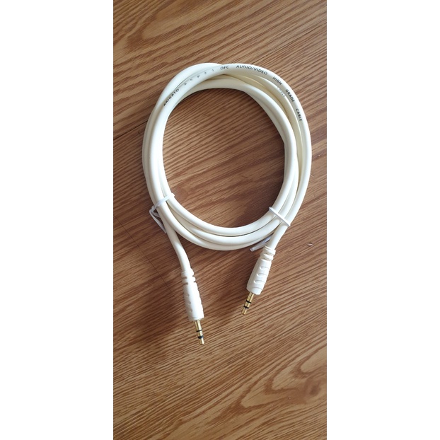Dây loa 1-1, 1,5m 2 đầu 3.5 kết nối điện thoại _ laptop với loa