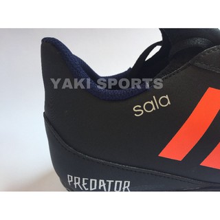 Giày bóng đá sân cỏ nhân tạo Predator