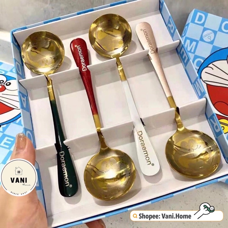 Set 4 muỗng Doremon inox mạ vàng kèm vỏ hộp xinh xắn - Bộ 4 thìa doraemon inox mạ vàng khắc hình Doremon đáng yêu