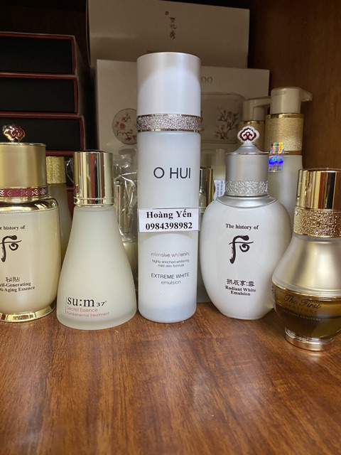 [DATE 2024]Nước Hoa Hồng 150ml/Sữa Dưỡng Trắng Da Ohui Extreme White Emulsion 130ml - Hàng tách set, nội địa Hàn Quốc