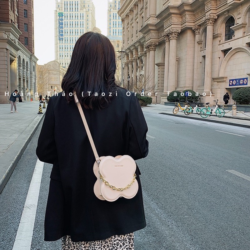 Túi mini bánh qui đeo chéo siêu hot phối xích trơn đơn giản 2022