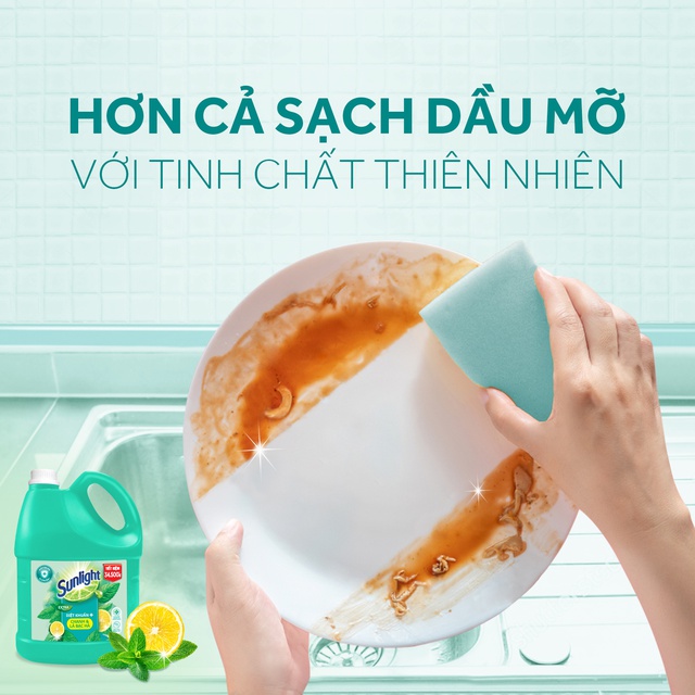 Nước rửa chén Sunlight Diệt Khuẩn Hương Chanh & Lá Bạc Hà chai 3.6kg (MỚI)