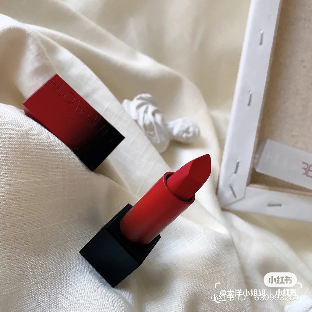 Son thỏi lì HUDA BEAUTY Power Bullet Matte Lipstick màu El Cinco De Mayo