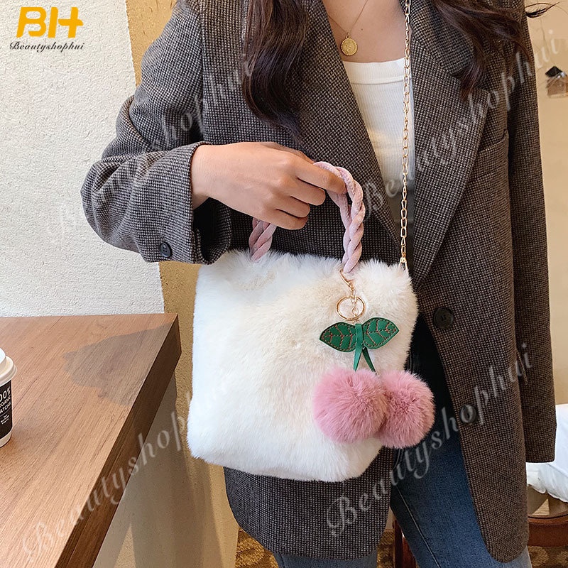 Túi Xách Bucket Phủ Bông Phối Dây Xích Thời Trang Thu Đông 2022 Dành Cho Nữ