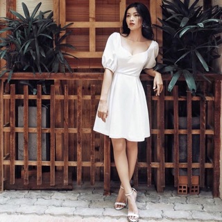 Đầm dự tiệc trắng tay bo (kèm hình thật)