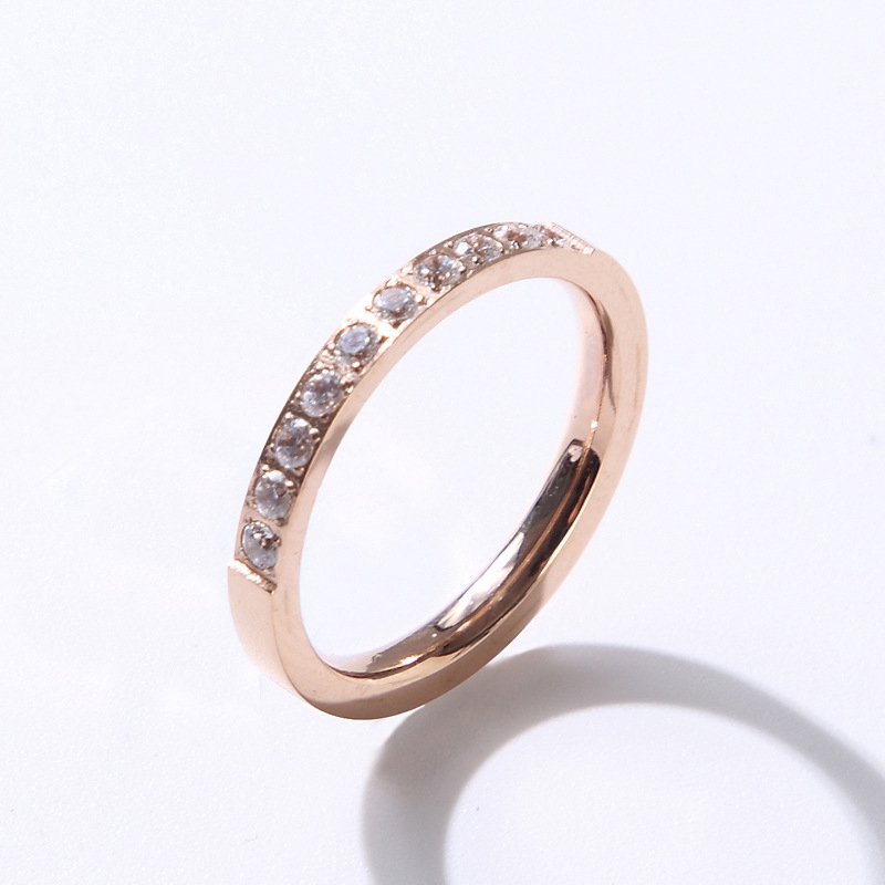 Nhẫn thép titan 316L bản nhỏ mạ vàng hồng 18k đính đá kim cương nhân tạo một nửa không thấm nước/ phai màu