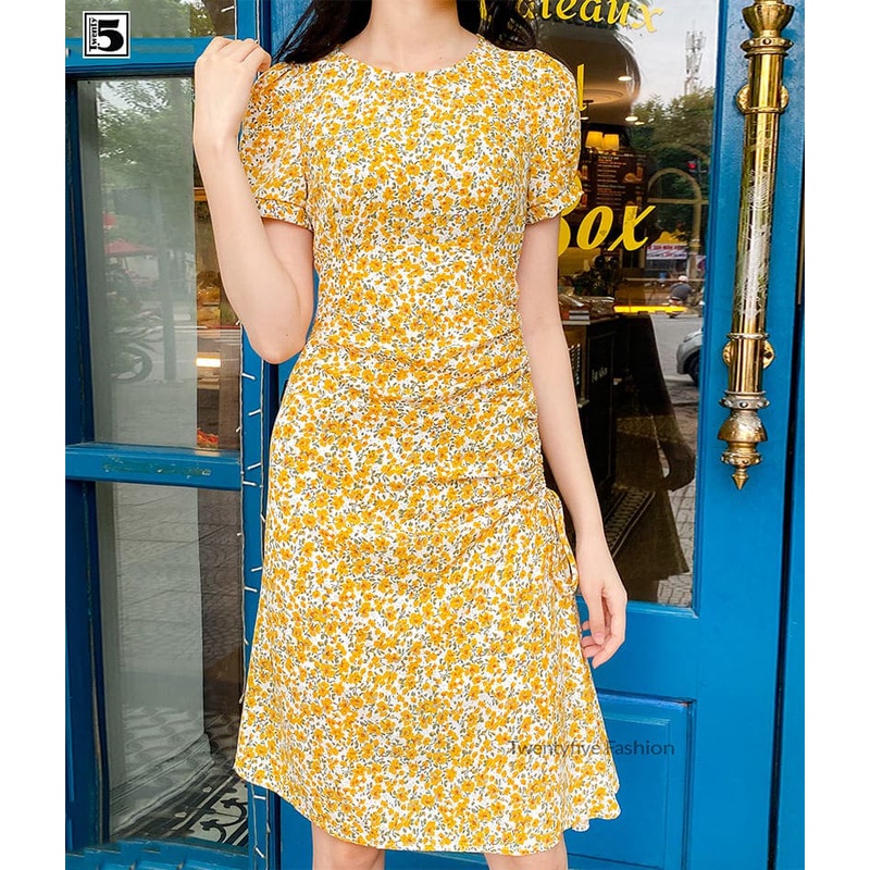 Đầm váy nữ cổ tròn midi hoa nhí rút sườn tay bo bồng Twentyfive T242