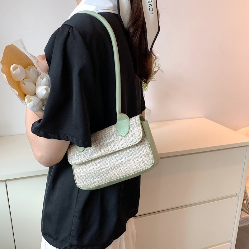 Túi Xách Đan Cói Hình Vuông Nhỏ Màu Sắc Nổi Bật NB00281