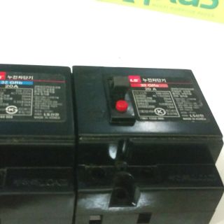 Aptomat chống giật LS 30A