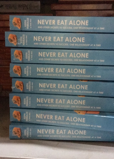 Sách Ngoại văn: Never Eat Alone