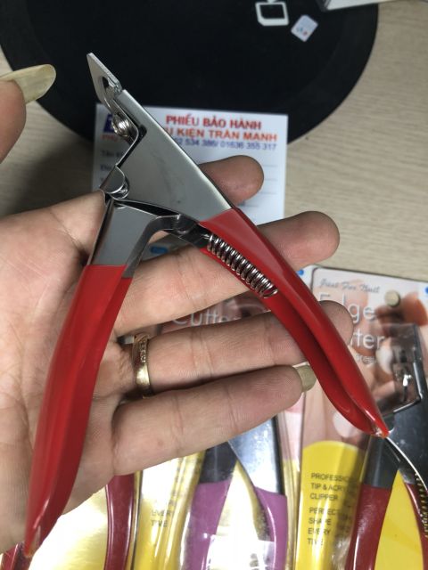 Kìm Cắt Móng Giả