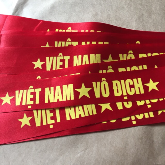 Cờ /áo cờ / băng rôn / Sticker cờ( tim) đỏ sao vàng dán Cổ vũ đội tuyển Việt Nam