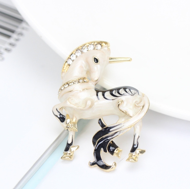 Ghim Cài Áo Hình Chú Kỳ Lân Dễ Thương Thời Trang Cho Nam Nữ