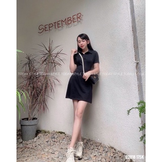 Đầm polo cổ đen