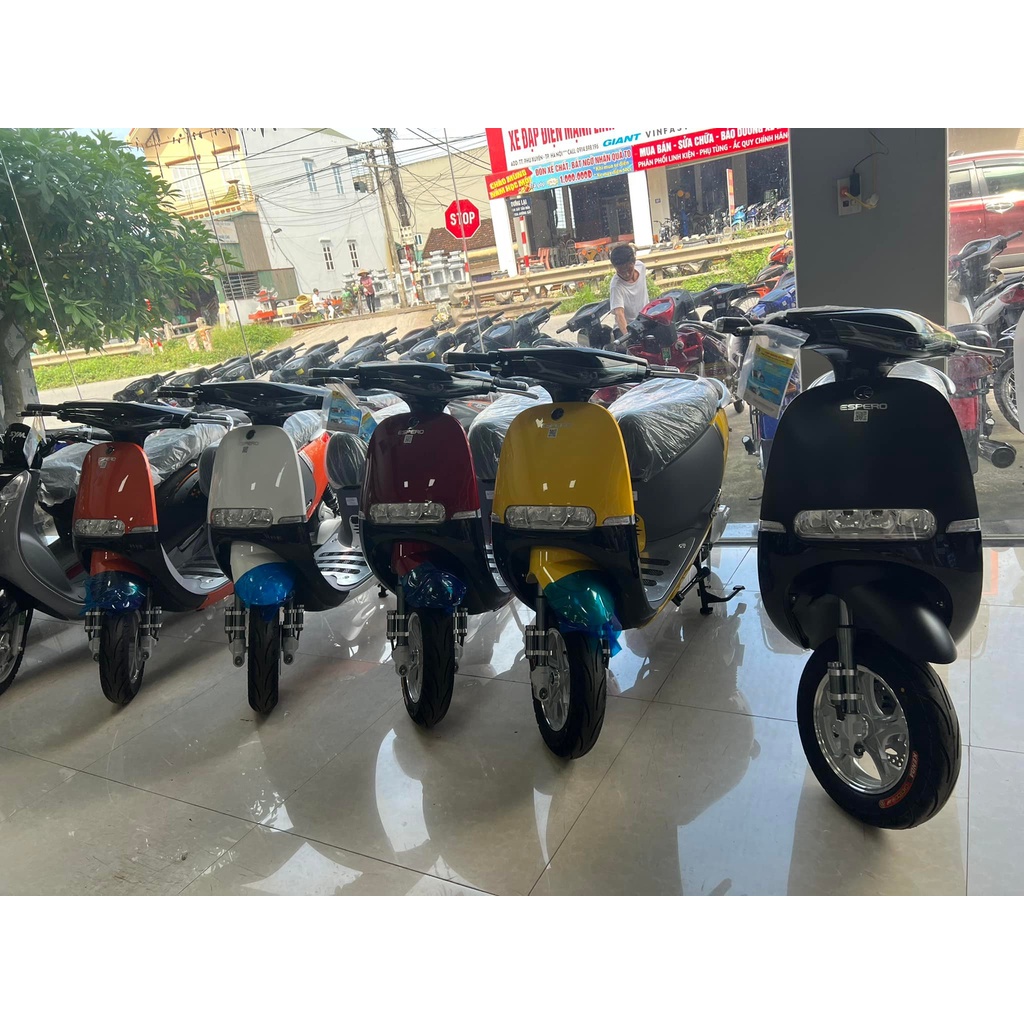 Thảm cao su lót sàn để chân xe điện GO GO