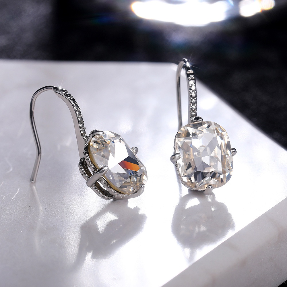 Bông Tai Đính Đá Zircon Màu Bạc Sang Trọng Thời Trang Cho Nữ
