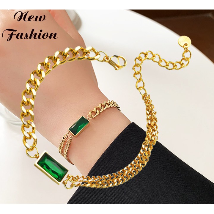 Lắc tay nữ titan kiểu xích có mặt đá xanh hình chữ nhật phong cách độc, đẹp, đem lại sự quyến rũ và quý phái