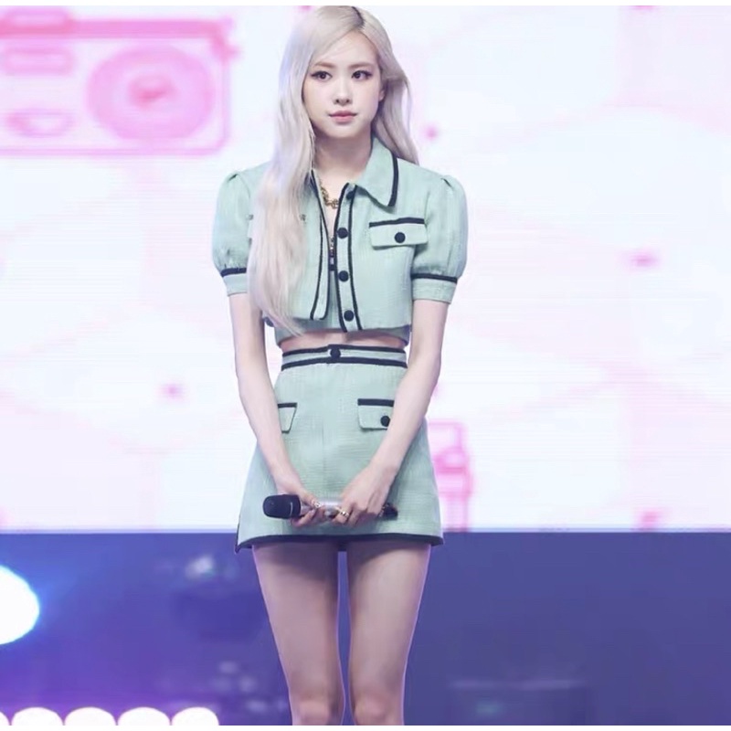 Set váy xanh Rosé Blackpink