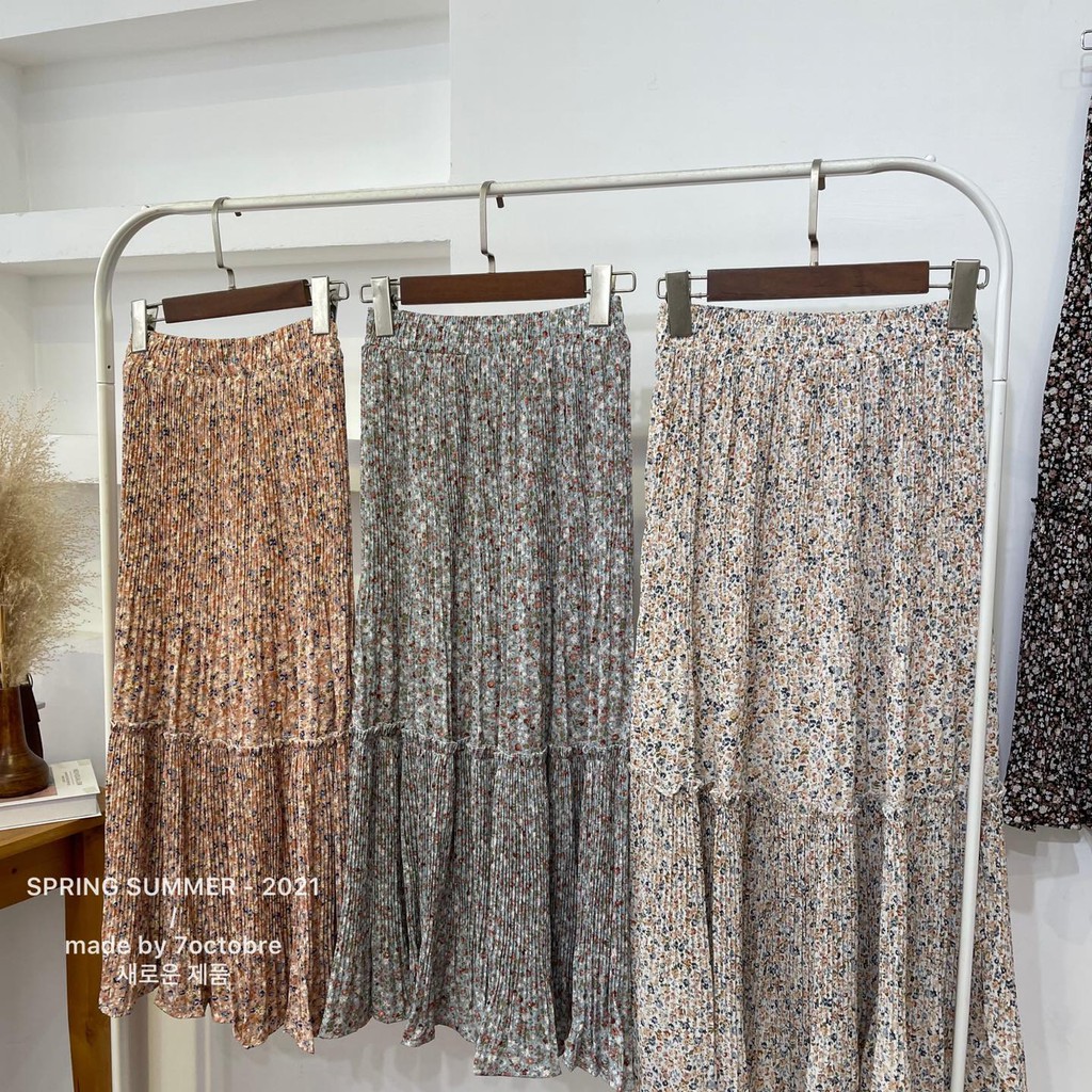 Chân váy midi nhăn hoa nhí | BigBuy360 - bigbuy360.vn