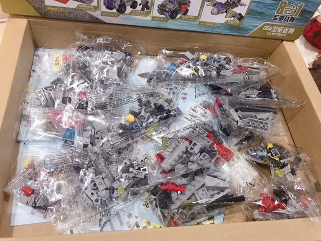 BỘ XẾP HÌNH LEGO 700 CHI TIẾT PHÁT TRIỂN TƯ DUY CHO TRẺ