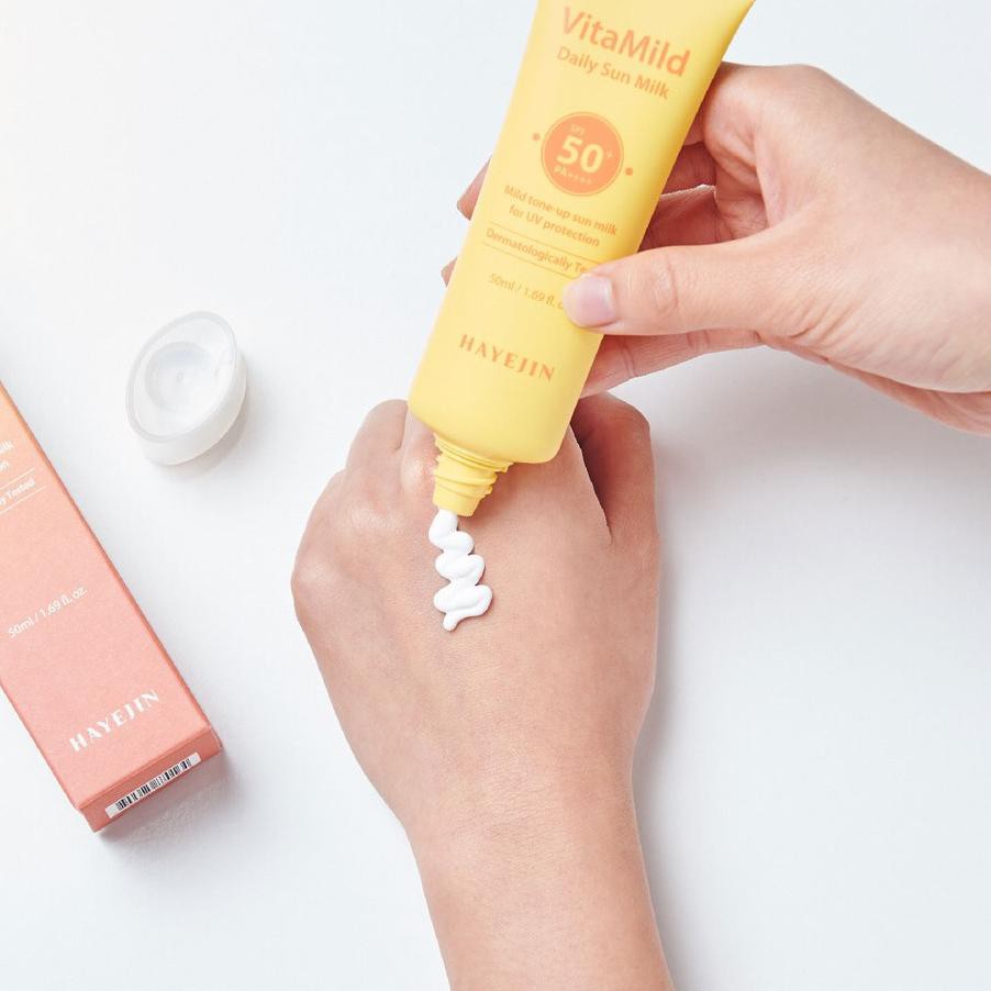 Kem chống nắng LR049 HAYEJIN Vitamin SPF50+ PA++++ | BigBuy360 - bigbuy360.vn