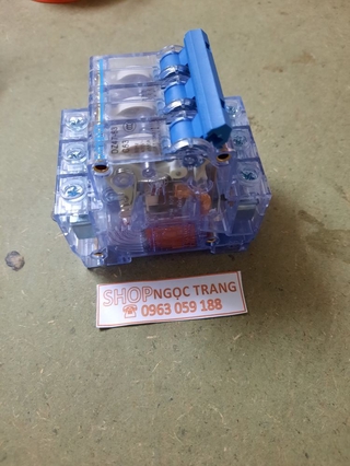 Aptomat CB 3 Pha Trong Xuốt - C 20 A