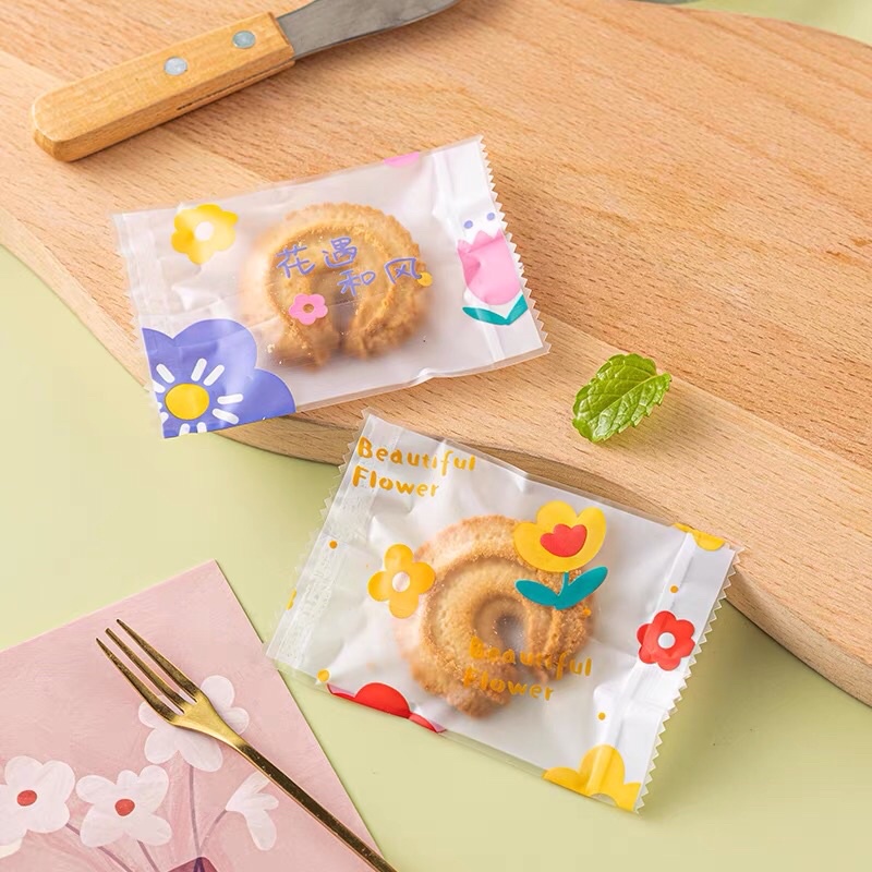 Túi hàn đựng bánh kẹo hoạ tiết hoa cute kích thước 7x10cm và 5.5x8.5cm