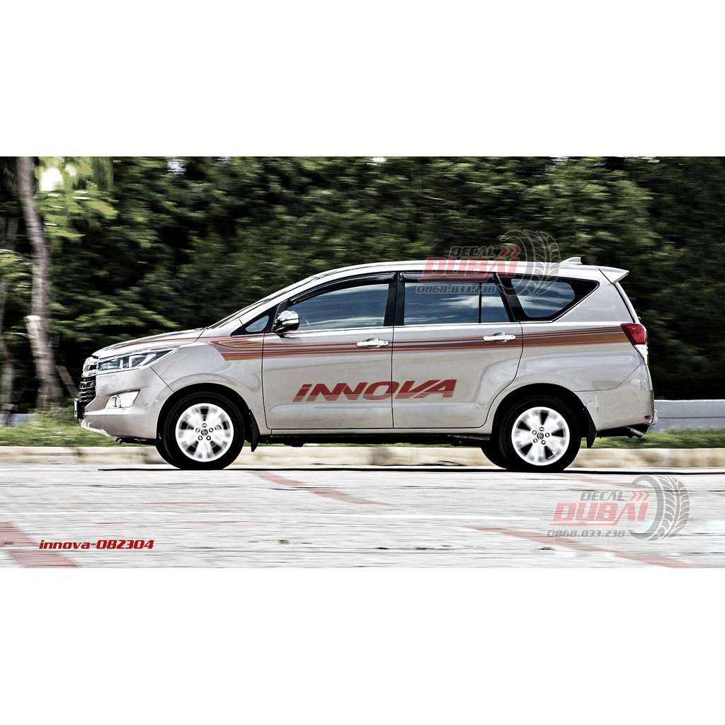 Tem Dán Xe Toyota Innova Bạc Đơn Giản 004